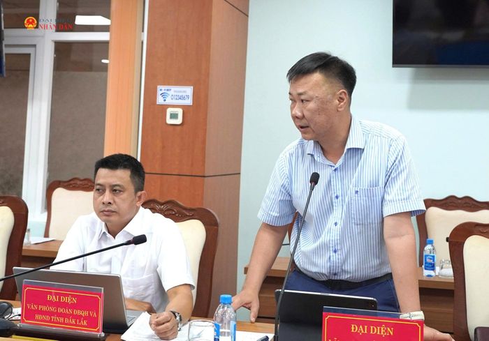 Đại diện Sở Xây dựng phát biểu tại cuộc làm việc
