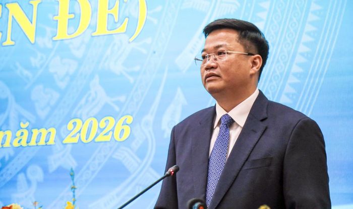 Đồng chí Nguyễn Đức Tâm phát biểu nhận nhiệm vụ.