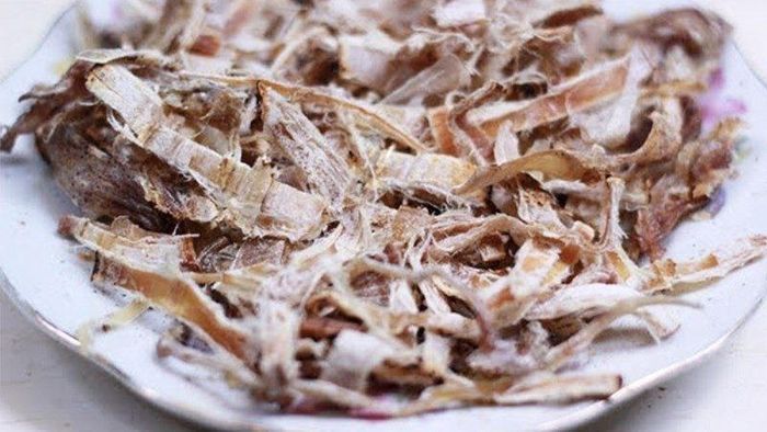 Khi mua mực về bạn nên bảo quản trong ngăn mát hoặc ngăn đá tủ lạnh để giữ được chất lượng của mực. Ảnh minh họa