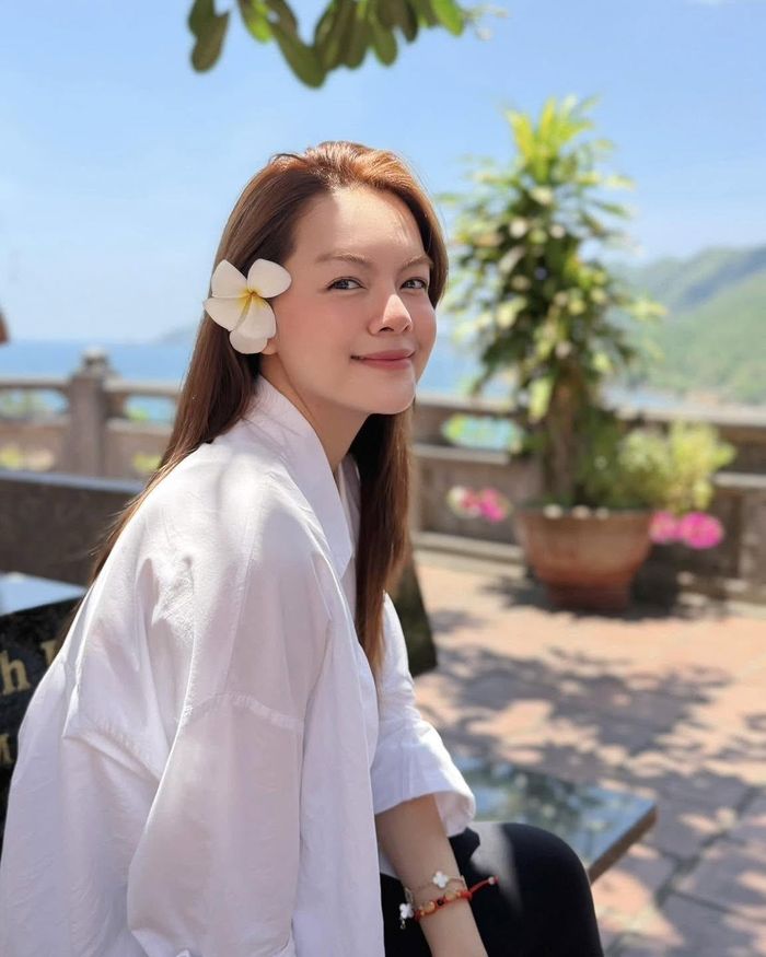 Phạm Quỳnh Anh liên tục cập nhật hình ảnh chuyến đi, nhưng không có bất kì chi tiết nào liên quan đến "nửa kia". Ảnh: FBNV