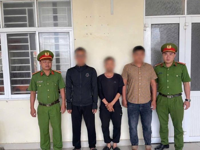 Các đối tượng bị khởi tố.