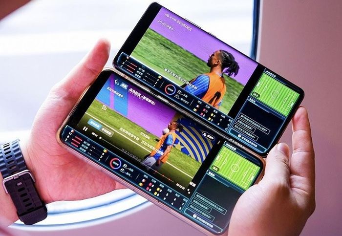 Trải nghiệm xem trực tiếp mượt mà trên mạng 5G-A đường sắt cao tốc do China Mobile và Huawei triển khai. Ảnh: C114