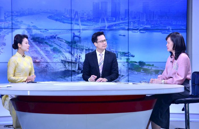 Bà Nguyễn Phương Dung chia sẻ tại Chương trình. Ảnh: Viết Thành