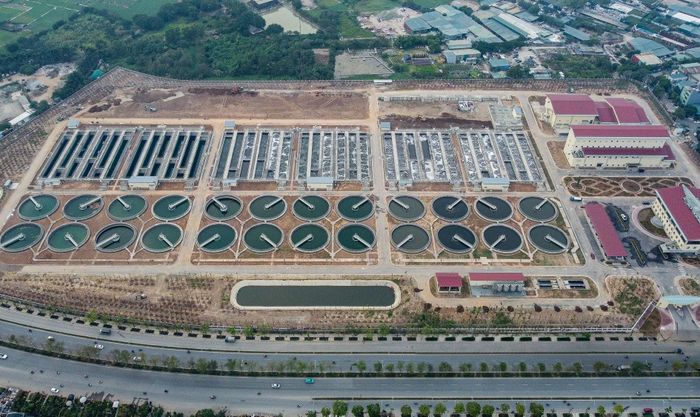 Nhà máy xử lý nước thải công suất 270.000 m³/ngày đêm và tuyến cống bao dọc sông Tô Lịch đã hoàn thành. Ảnh: Hoàng Sơn