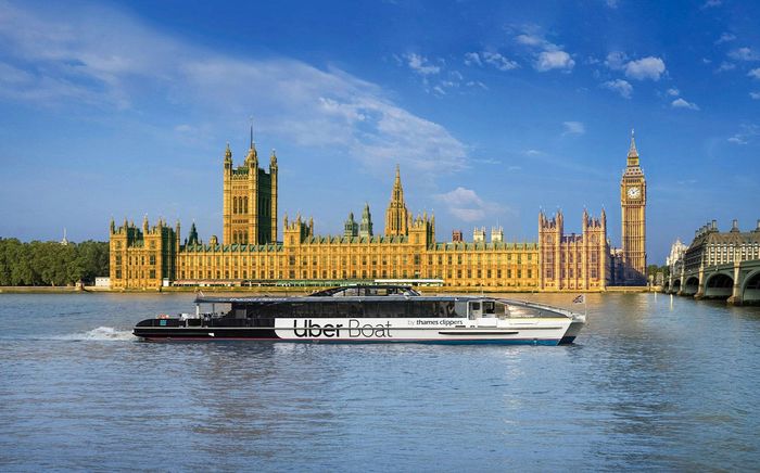 Dịch vụ buýt đường sông Uber Boat trên sông Thames (London, Anh). Ảnh: Thames RIB Experience