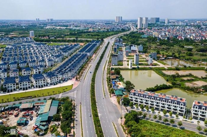 Hà Nội đang tăng tốc triển khai các tuyến đường vành đai trọng điểm nhằm giảm áp lực giao thông khu vực nội đô, mở rộng không gian phát triển và nâng cao năng lực kết nối của Thủ đô với các địa phương trong vùng. Ảnh minh họa: PV