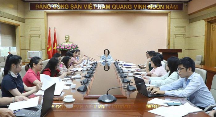 Quang cảnh cuộc họp. Ảnh Trần Minh