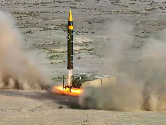 Bên cạnh đó, số lượng tên lửa đạn đạo tầm xa của Iran còn rất ít, họ không thể trong thời gian ngắn chế tạo thêm nhiều để tấn công Ukraine như đã cảnh báo.