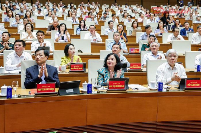 Ủy viên Bộ Chính trị, Bí thư Trung ương Đảng, Chủ tịch UBTƯ MTTQ Việt Nam Bùi Thị Minh Hoài dự hội nghị tại điểm cầu trung tâm - Hội trường Diên Hồng, Nhà Quốc hội (Hà Nội). Ảnh: Quang Vinh