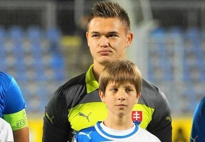  Lê Giang Patrik trong màu áo U21 Slovakia năm 2013. 