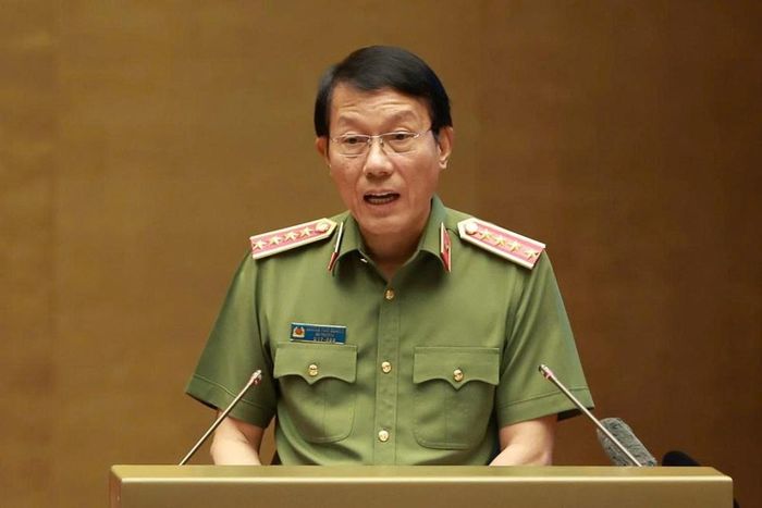 Bộ trưởng Bộ Công an Lương Tam Quang quán triệt những nội dung cốt lõi của Nghị quyết về Chiến lược An ninh quốc gia và Nghị quyết về xây dựng xã hội kỷ cương, an toàn, văn minh, hài hòa, phát triển
