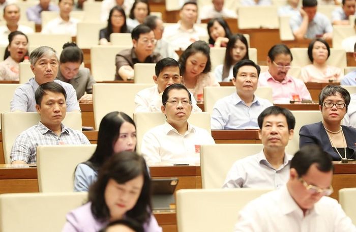 Các đại biểu dự Hội nghị tại Hội trường Diên Hồng