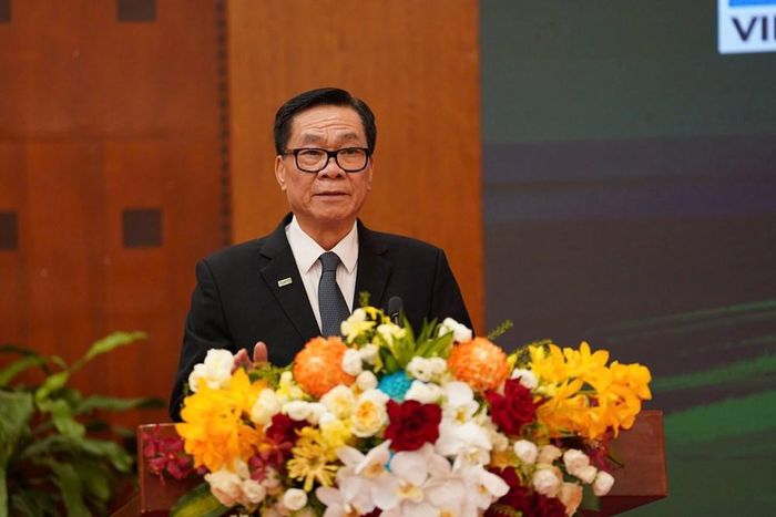 TS. Mai Duy Thiện, Chủ tịch VCEA, Tổng Biên tập Tạp chí Năng lượng sạch Việt Nam phát biểu khai mạc diễn đàn