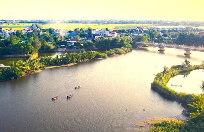 Sông Cổ Cò - nơi giao thoa giữa truyền thống và hiện đại, giữa thiên nhiên và văn hóa
