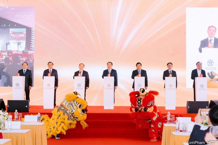 Khởi công Dự án khu đô thị đa mục tiêu xã Thư Lâm, xã Đông Anh ngày 2/2/2026. Ảnh: Nguyễn Thắng - TTXVN