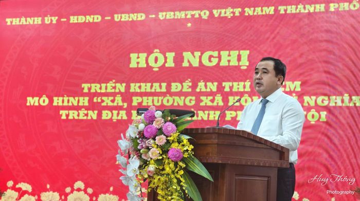 Ông Trần Đức Thắng, Ủy viên Bộ Chính trị, Bí thư Thành ủy Hà Nội phát biểu tại "Hội nghị triển khai đề án thí điểm mô hình xã, phường xã hội chủ nghĩa trên địa bàn Thủ đô" tại xã Phúc Thịnh ngày 16/7