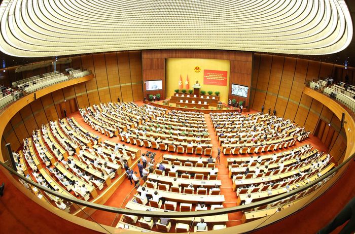  Sáng 29/7/2026, Bộ Chính trị, Ban Bí thư tổ chức Hội nghị toàn quốc nghiên cứu, học tập, quán triệt và triển khai thực hiện Nghị quyết Hội nghị lần thứ ba Ban Chấp hành Trung ương Đảng khóa XIV. Hội nghị được tổ chức theo hình thức trực tiếp kết hợp trực tuyến, kết nối từ điểm cầu trung tâm - Hội trường Diên Hồng, Nhà Quốc hội (Hà Nội) đến các điểm cầu ở các ban, bộ, ngành, cơ quan Trung ương, các địa phương, cơ quan, đơn vị. Ảnh: Thống Nhất, Phương Hoa - TTXVN 
