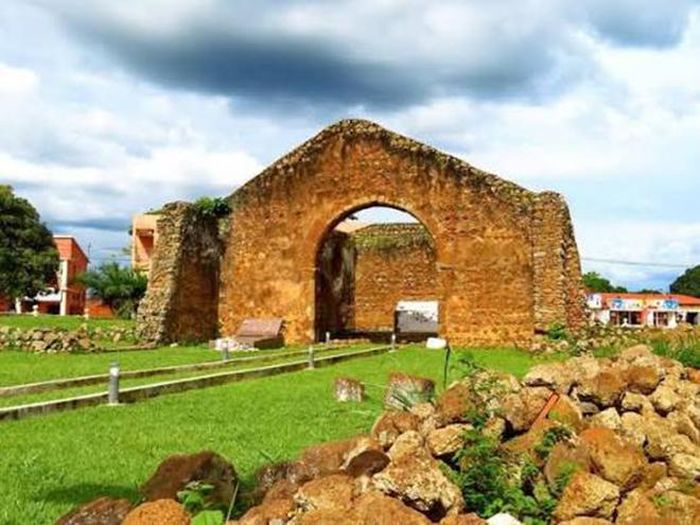 Mbanza Kongo từng là nơi đặt cung điện hoàng gia, các công trình tôn giáo và trung tâm quyền lực của nhà vua Kongo. Ảnh: Internet