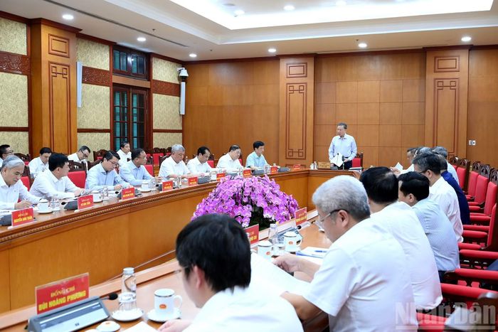 Quang cảnh cuộc làm việc tại Trụ sở Trung ương Đảng.