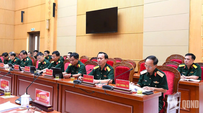 Các đại biểu dự hội nghị. 