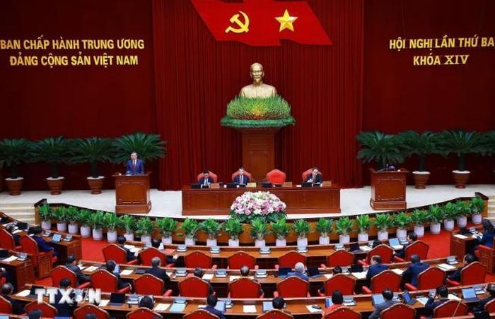 Phiên khai mạc Hội nghị lần thứ ba Ban Chấp hành Trung ương Đảng khóa XIV. Ảnh: TTXVN