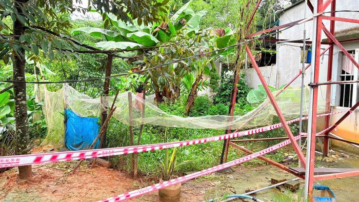  Cơ quan chức năng căng dây cảnh báo các khu vực nguy hiểm sau mưa lớn 