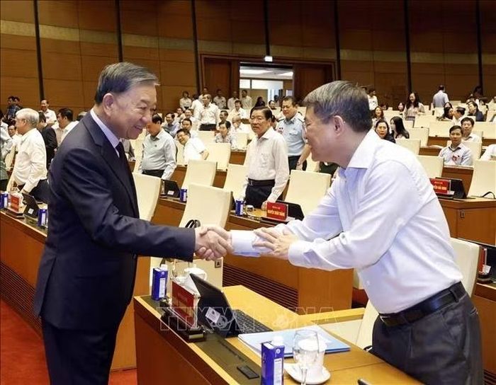 Tổng Bí thư, Chủ tịch nước Tô Lâm và các đại biểu dự hội nghị tại điểm cầu trung tâm - Hội trường Diên Hồng, Nhà Quốc hội (Hà Nội). Ảnh: Thống Nhất/TTXVN