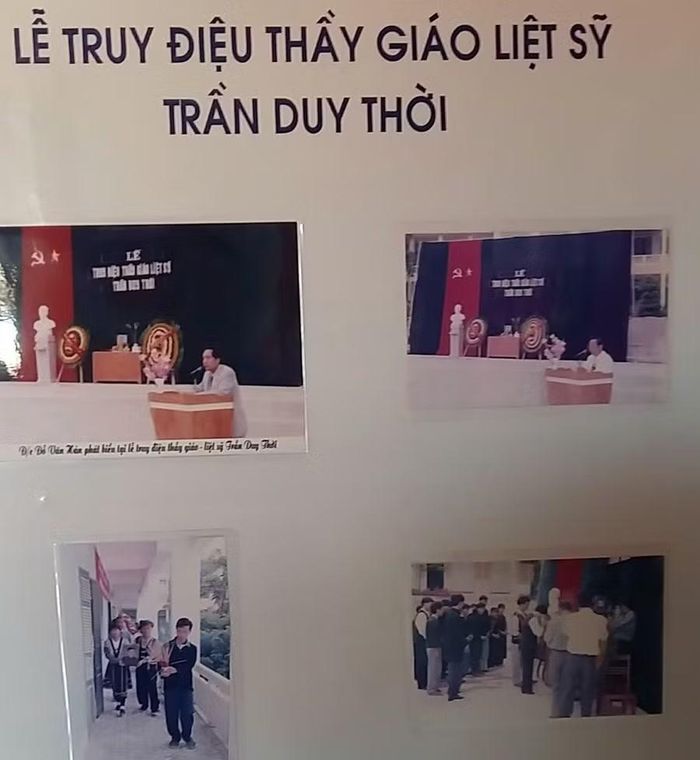 Những hình ảnh trong lễ truy điệu thầy giáo liệt sĩ Trần Duy Thời được gìn giữ tại phòng trưng bày Trường PTDTNT THPT tỉnh Điện Biên bây giờ.
