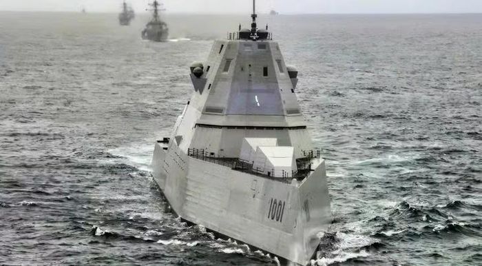 Tàu khu trục USS Zumwalt sẽ được tái sinh trong tương lai gần?