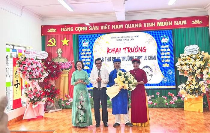 Ra mắt lớp Hán – Nôm và Thư pháp cơ bản khóa 29, năm học 2026–2027.