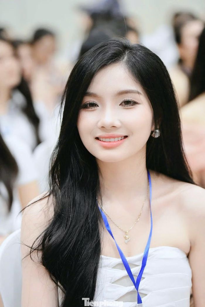 Thí sinh Vũ Hồng Hạnh.
