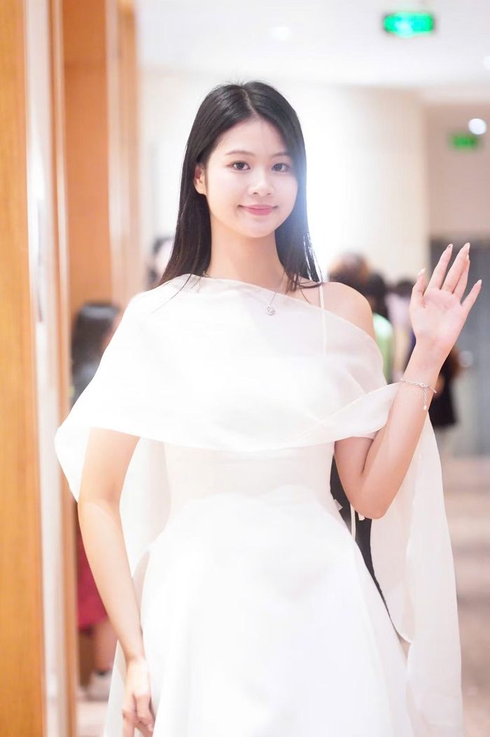 Theo Phương Linh, cuộc thi Hoa hậu Việt Nam 2024 là bệ phóng giúp cô trưởng thành hơn, chín chắn hơn trong cuộc sống. Đó cũng là cơ hội giúp Phương Linh làm quen nhiều người bạn mới.