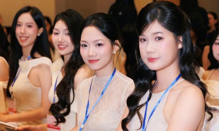 Sau kỳ thi tốt nghiệp THPT, cô gần như dành toàn bộ thời gian cho việc tập gym, điều chỉnh chế độ dinh dưỡng và luyện tập. Chỉ trong ba tháng, nữ sinh giảm 7 kg để có thể trạng tốt nhất khi bước vào Hoa hậu Việt Nam 2026.