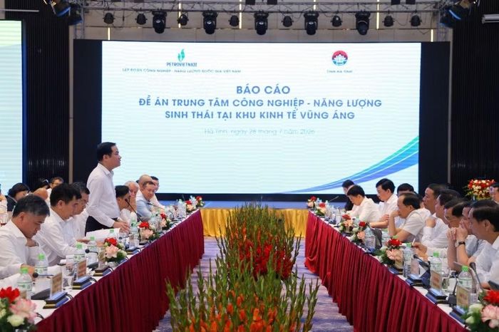 Toàn cảnh buổi làm việc
