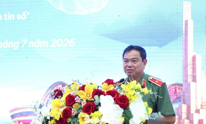 Thiếu tướng Phan Thanh Tám, Giám đốc Công an tỉnh Đắk Lắk phát biểu khai mạc Hội nghị.