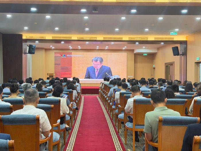 Điểm cầu PV Power.