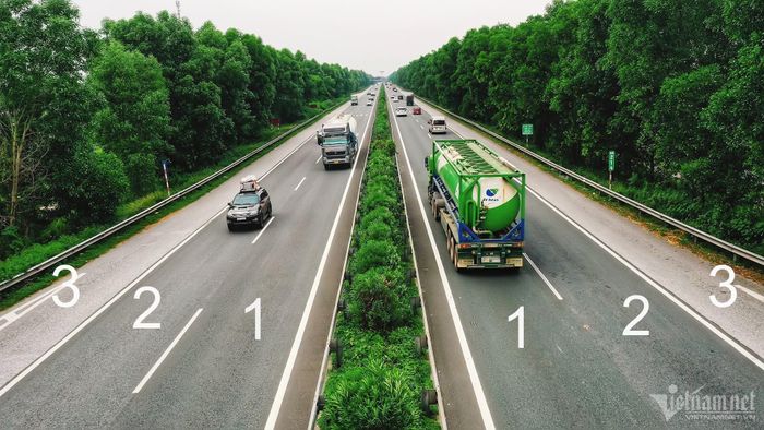 Việc các xe, đặc biệt là xe tải, xe khách thường xuyên bám làn trái có thể khiến giao thông bị ùn ứ. Ảnh: Hoàng Hà