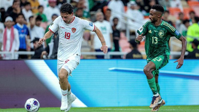 Saudi Arabia trong trận hòa chật vật Indonesia. Ảnh: AFC
