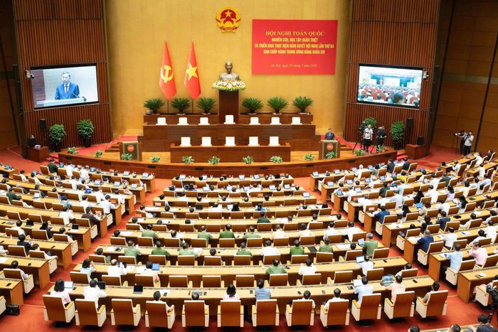 Giá trị của nghị quyết phải thể hiện ở chất lượng sống, cơ hội phát triển, sự an toàn, niềm tin và hạnh phúc của nhân dân. Ảnh: QH