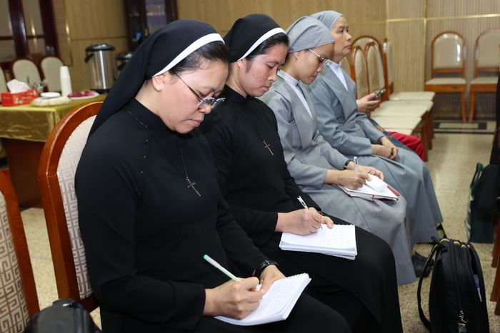 Đại biểu các tổ chức tôn giáo tham dự hội thảo. Ảnh: Lê Anh Dũng