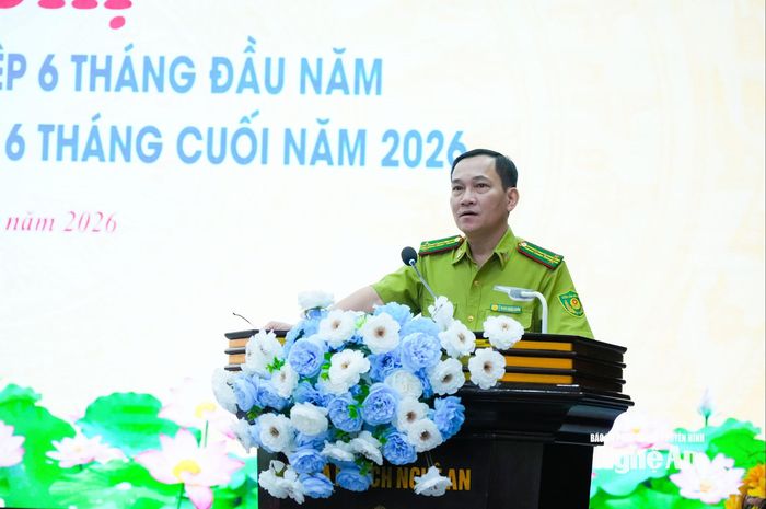 Chi cục trưởng Chi cục Kiểm lâm Nghệ An Bạch Quốc Dũng phát biểu tại hội nghị. Ảnh: T.L