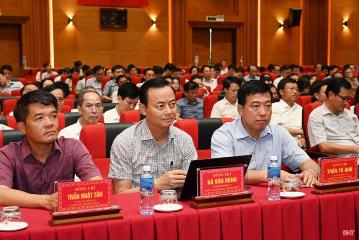 Đại biểu dự điểm cầu Hà Tĩnh.