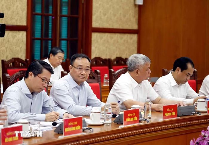 Các đại biểu tham dự buổi làm việc. (Ảnh: Thống Nhất/TTXVN)