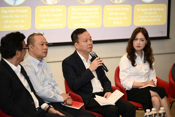 Đại diện các trường tham gia thảo luận. Ảnh: CTV