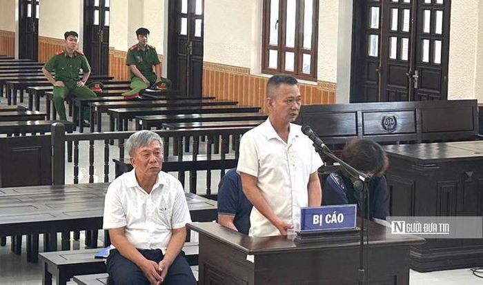 Các bị cáo tại phiên tòa xét xử vào ngày 29/7.