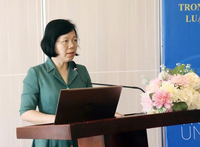 Tiến sĩ Đàm Thị Vân Thoa, Phó trưởng Ban Dân chủ - Giám sát và phản biện xã hội, Ủy ban Trung ương Mặt trận Tổ quốc Việt Nam, phát biểu
