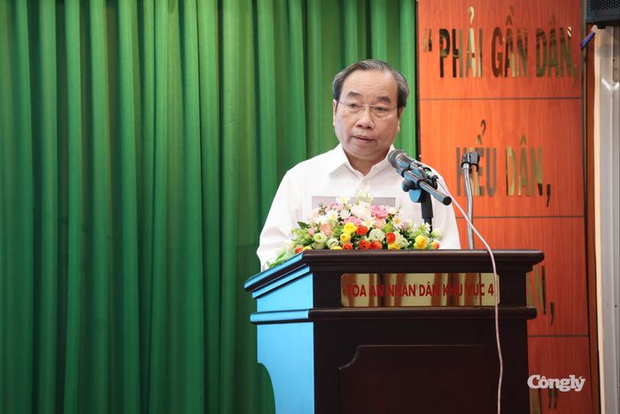 Ông Vũ Trung Kiên, nguyên Trưởng đoàn Hội thẩm nhân dân TAND quận Tân Bình (cũ), thay mặt Đoàn Hội thẩm tổng kết kết quả hoạt động nhiệm kỳ 2021-2026.