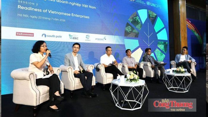 Để chuẩn bị cho kết nối thị trường carbon quốc tế, UNOPS và Cục Biến đổi khí hậu (Bộ Nông nghiệp và Môi trường) đã tổ chức tọa đàm liên quan đến Nghị định 112.