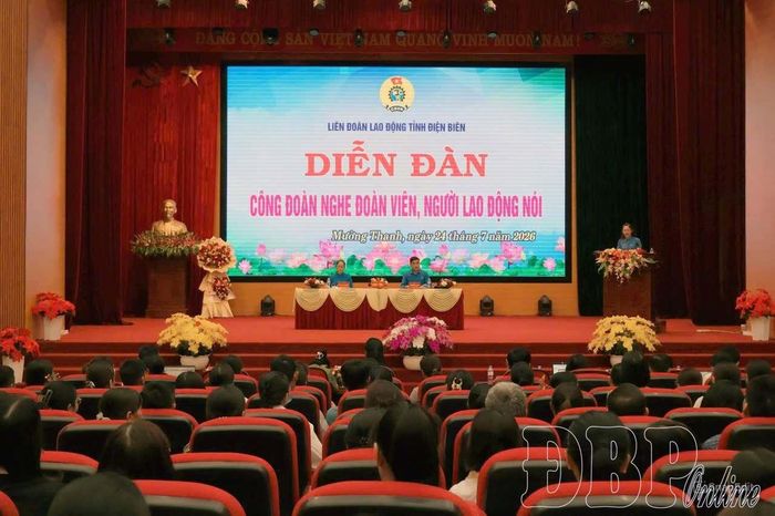 Diễn đàn “Công đoàn nghe đoàn viên, người lao động nói”.