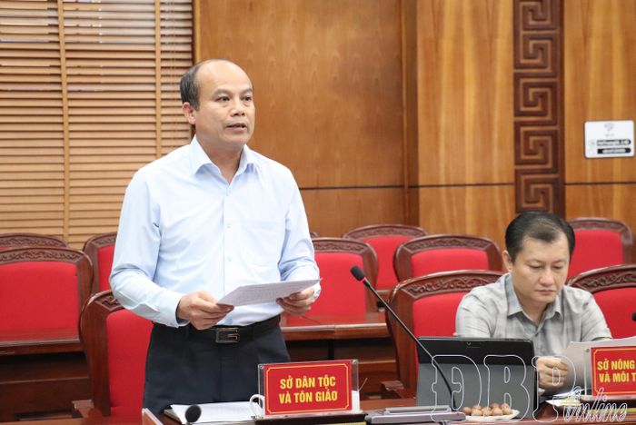 Đại diện Sở Dân tộc và Tôn giáo phát biểu tại buổi làm việc.